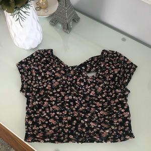 Floral crop top.